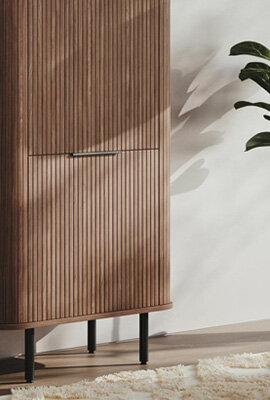 Kategorie Möbel mit Rillen oder Rillenleisten