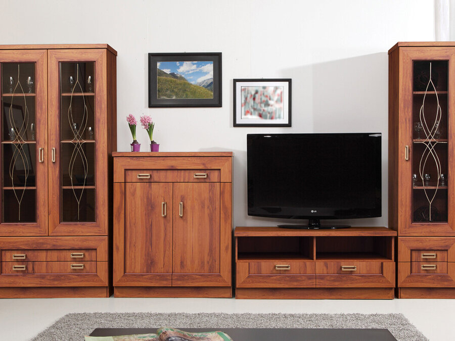 Möbel-Kollektion Lircava