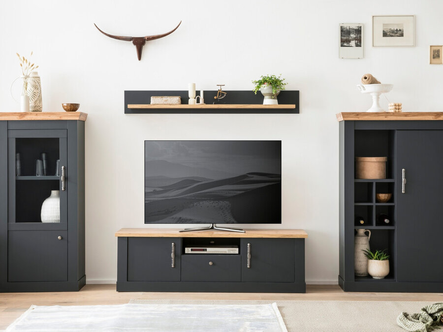 Möbel-Kollektion Levbalu