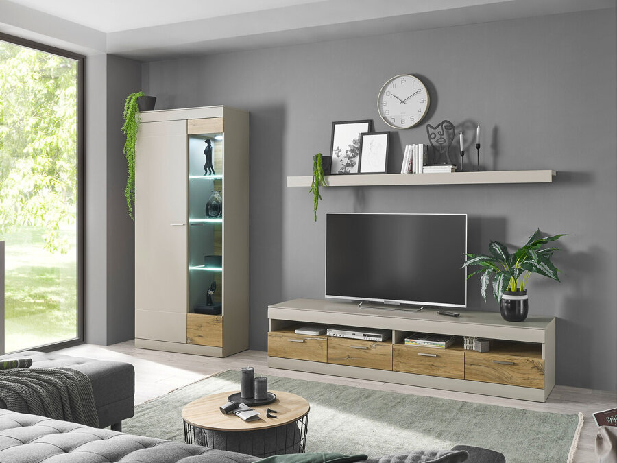 Möbel-Kollektion Romlevu