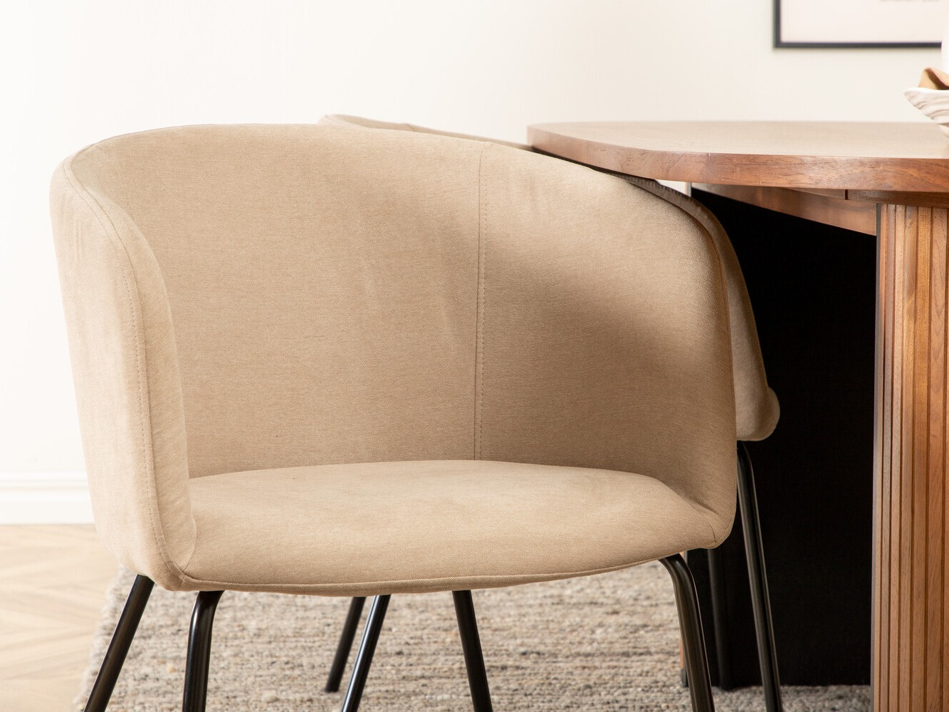 Essgruppe Dallas 2749 (Beige + Schwarz)