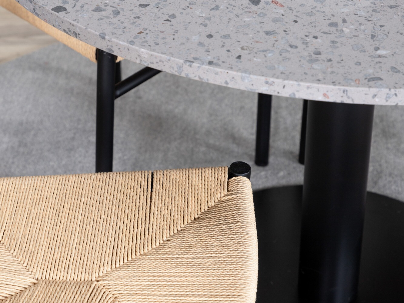 Essgruppe Dallas 1137 (Helles Holz + Schwarz)