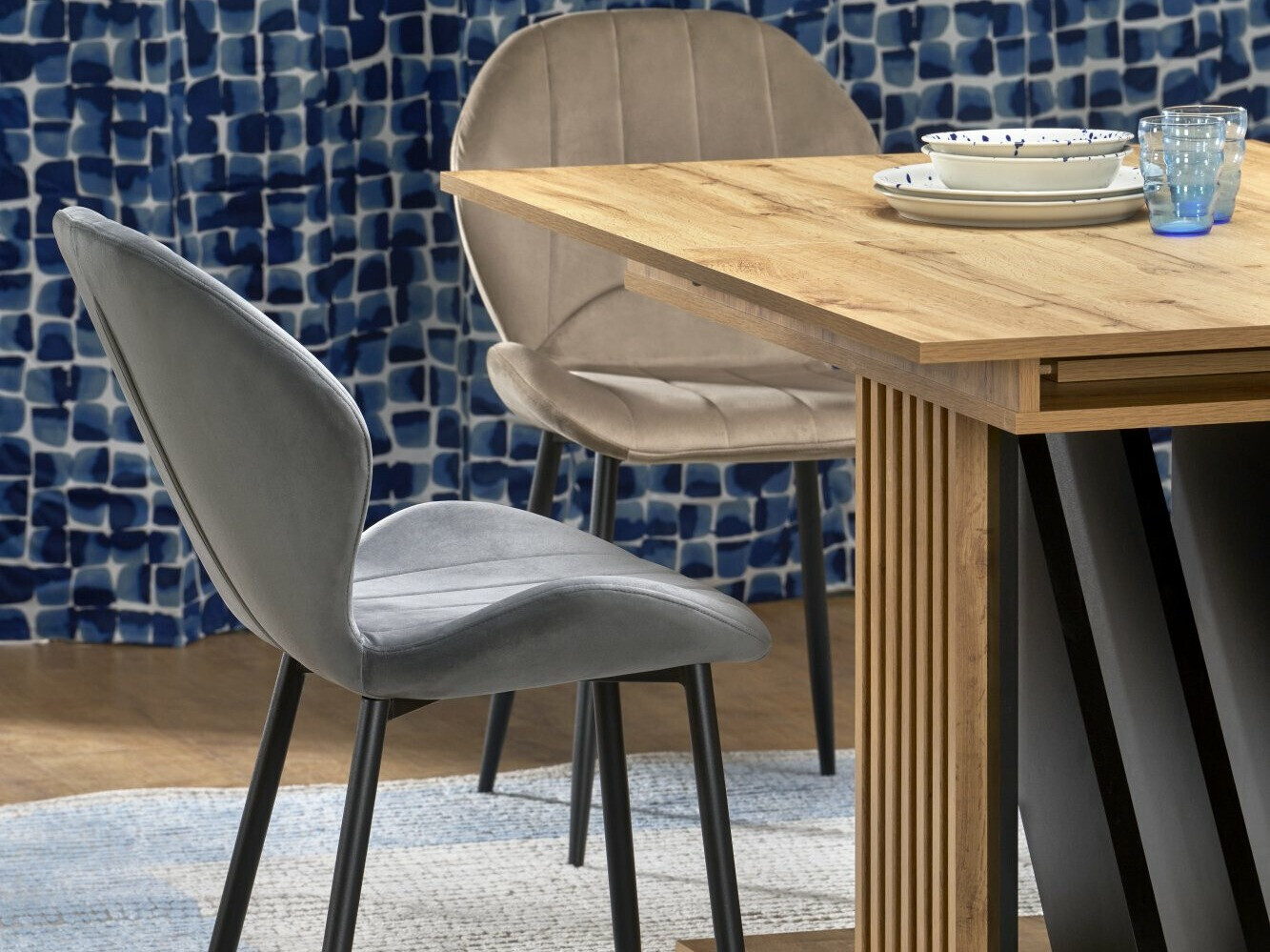 Tisch Houston Pratum