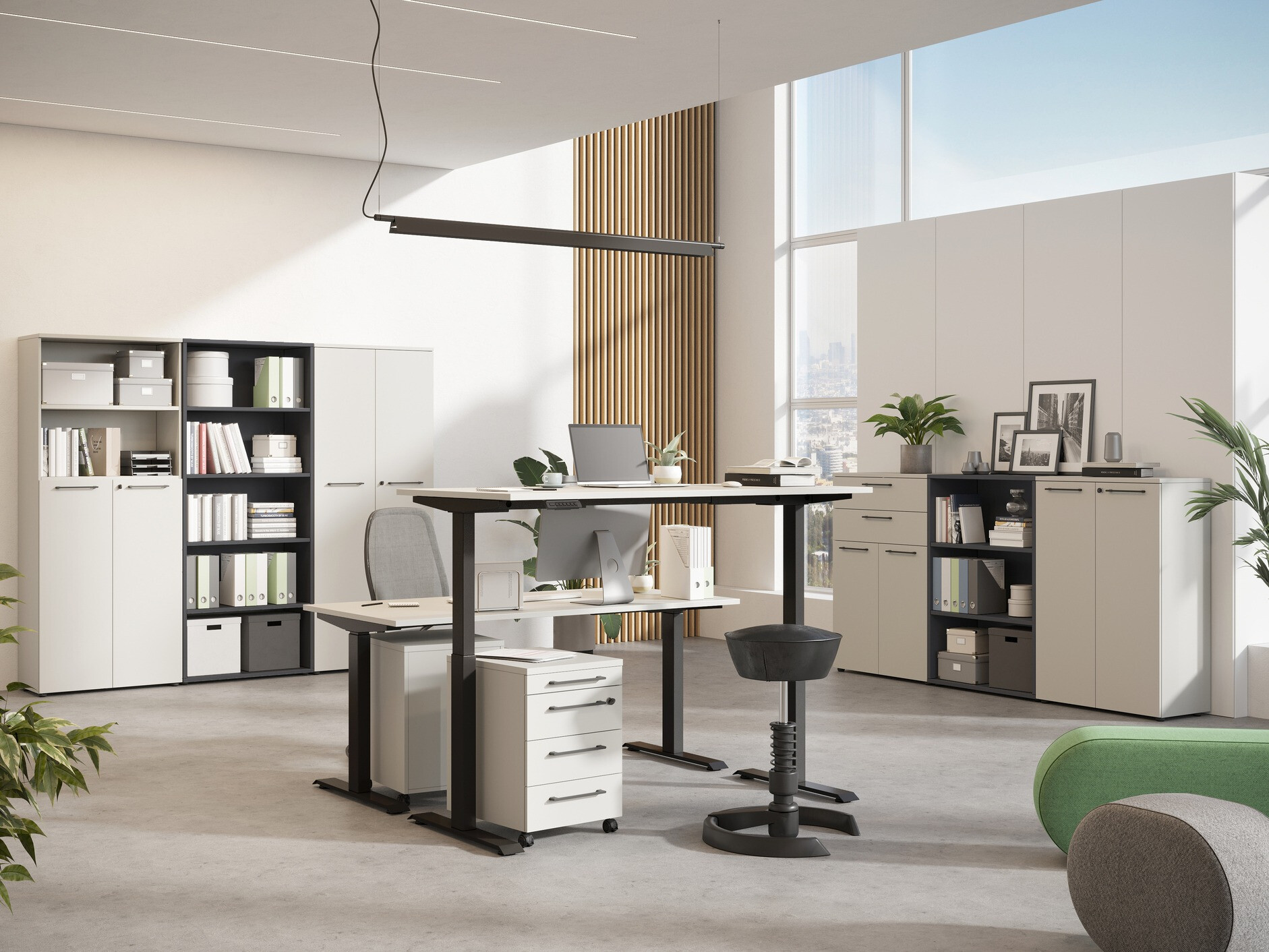 Höhenverstellbarer Schreibtisch Eliromo 117 (Hellgrau + Schwarz)