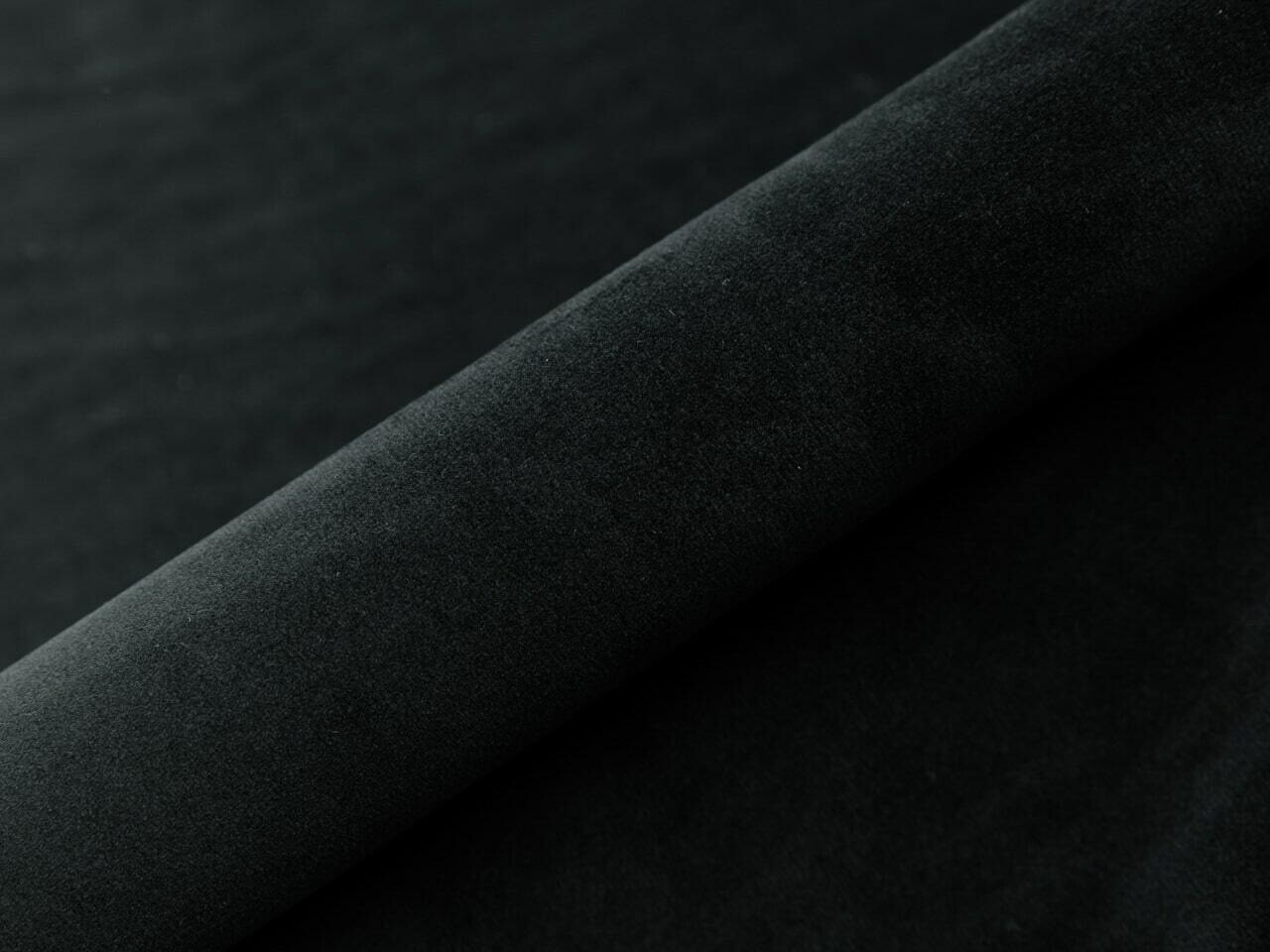 Bett Martinez 116 (Magic Velvet 2219)