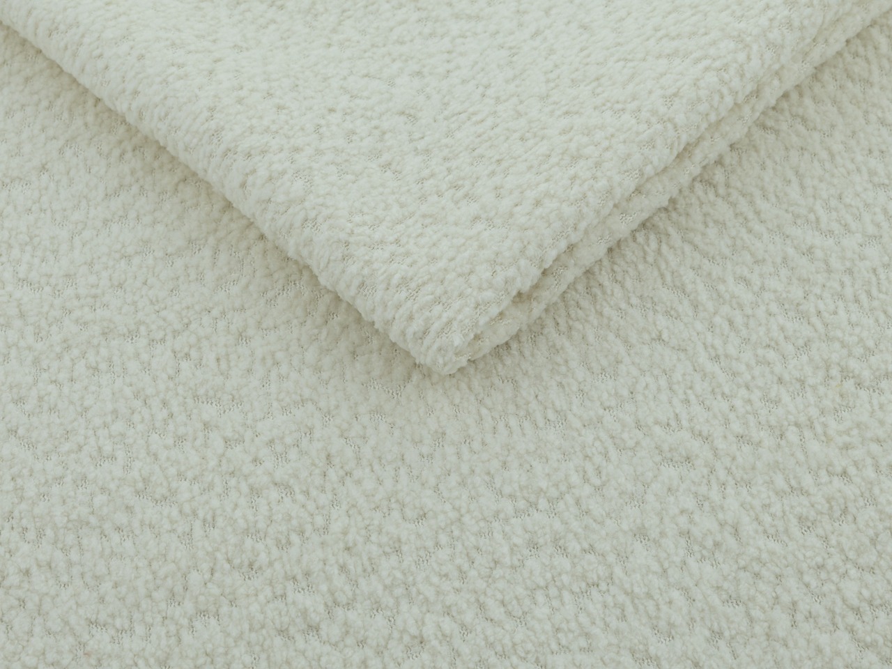 Schlafsofa TrendyNest Canora (Coral 15)