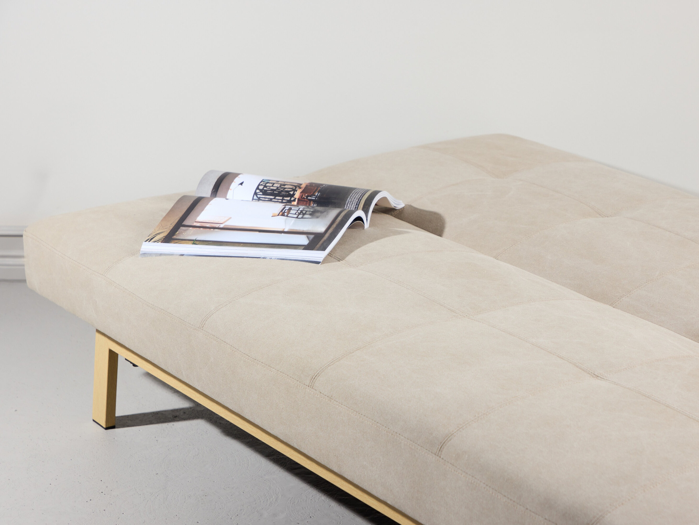 Schlafsofa Dallas 1710 (Beige + Eichenholzoptik)
