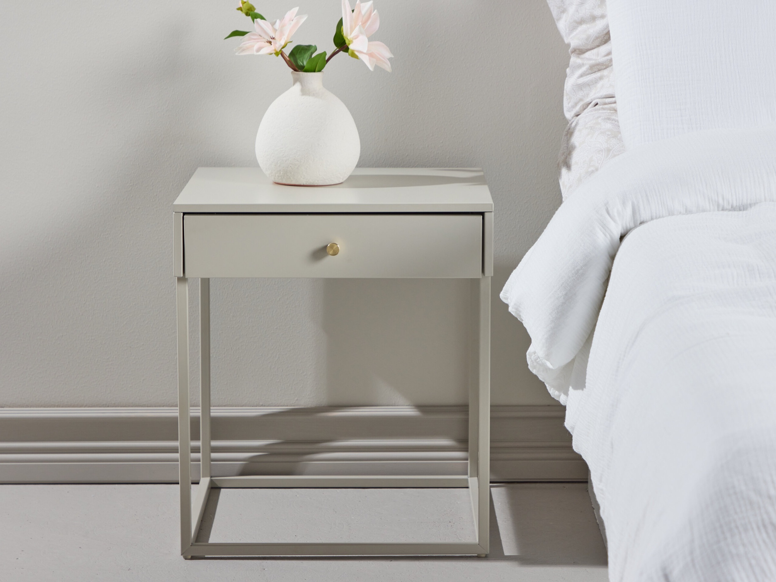 Nachttisch Evasevu 106