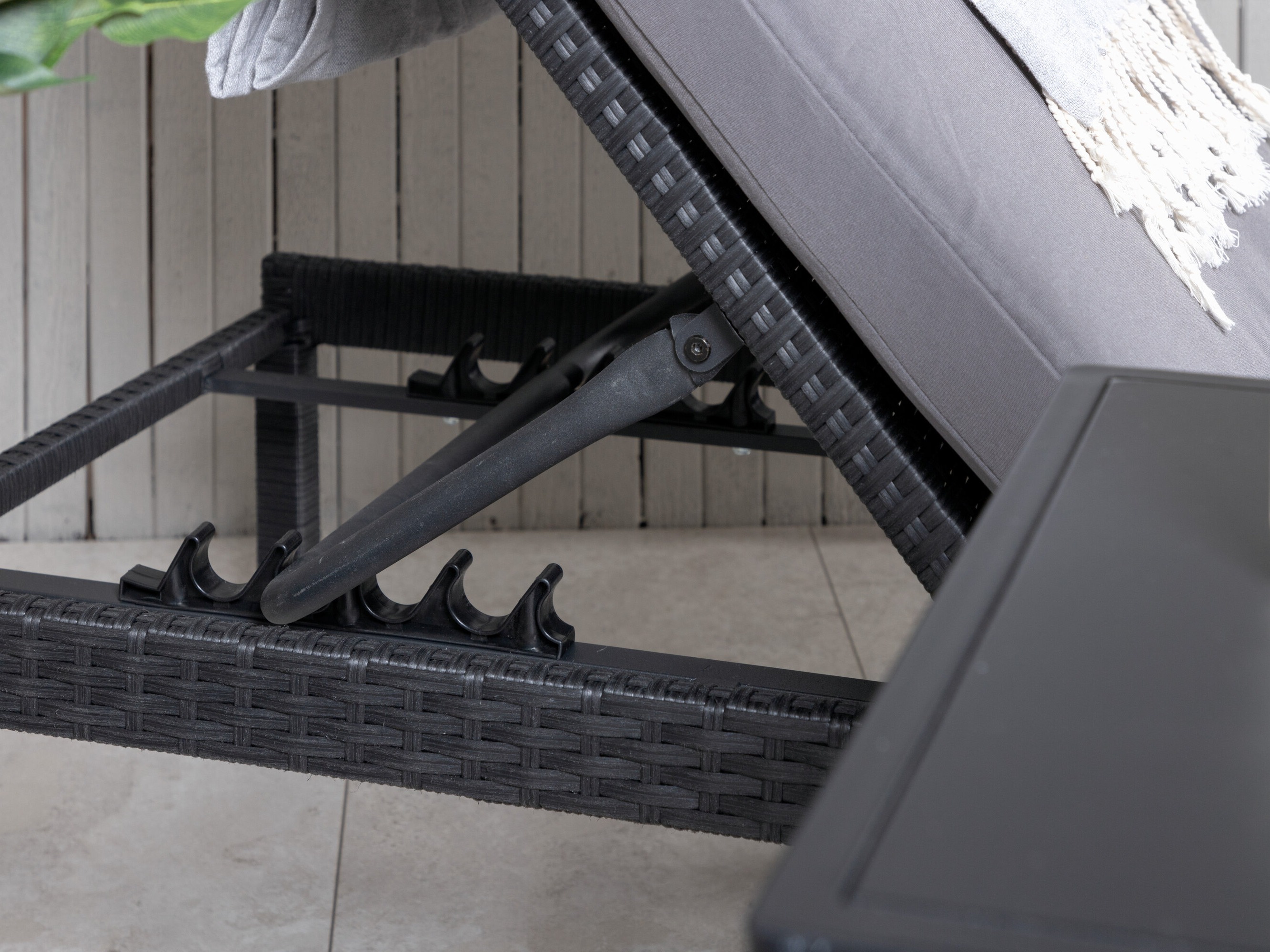 Garten-Loungesessel Dallas 904 (Schwarz + Grau)