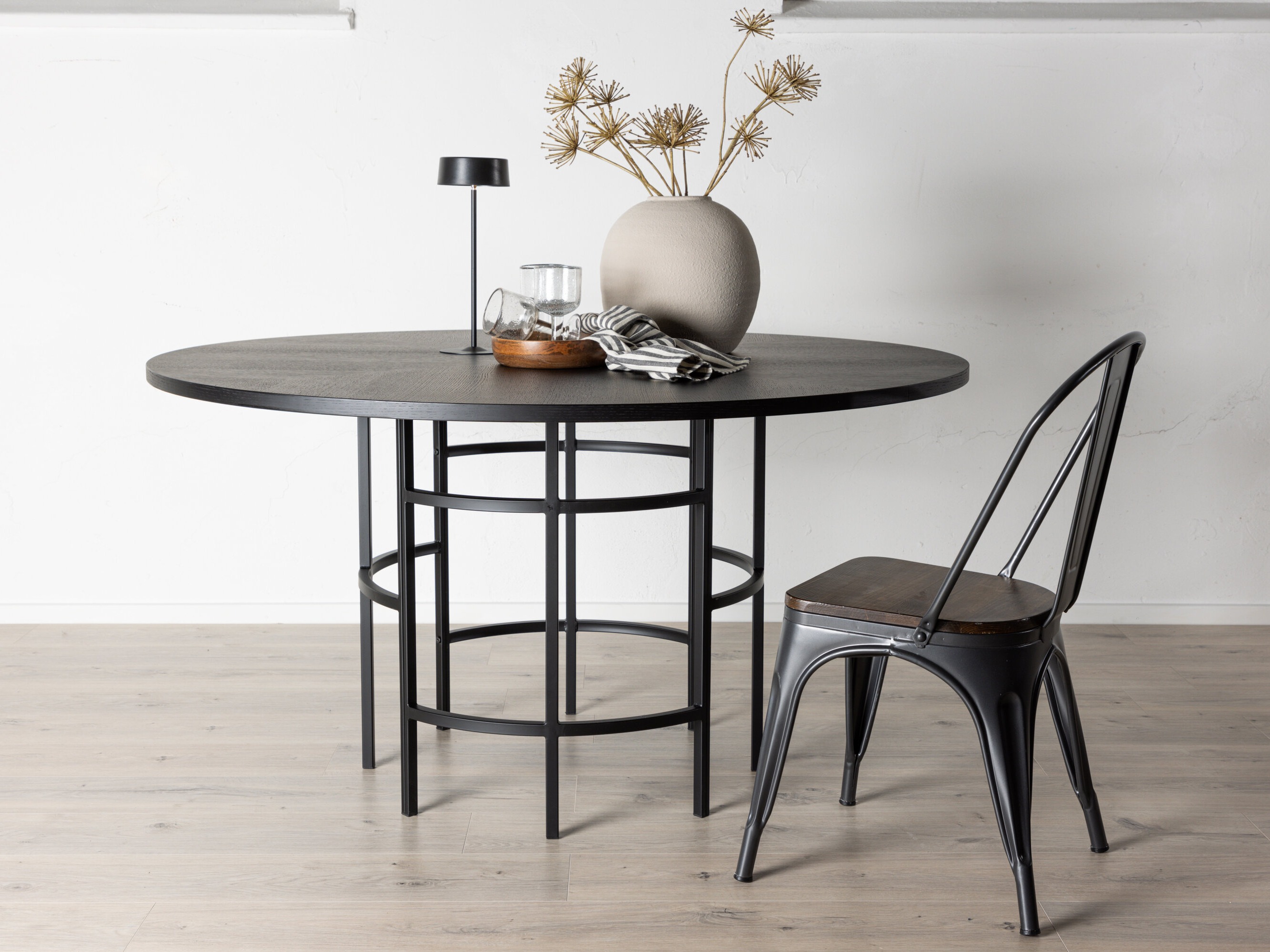 Tisch Dallas 243 (Schwarz)