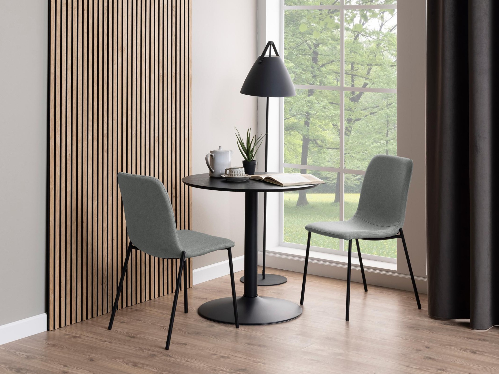 Tisch Norsica 1057 (Schwarz + Esche schwarz)