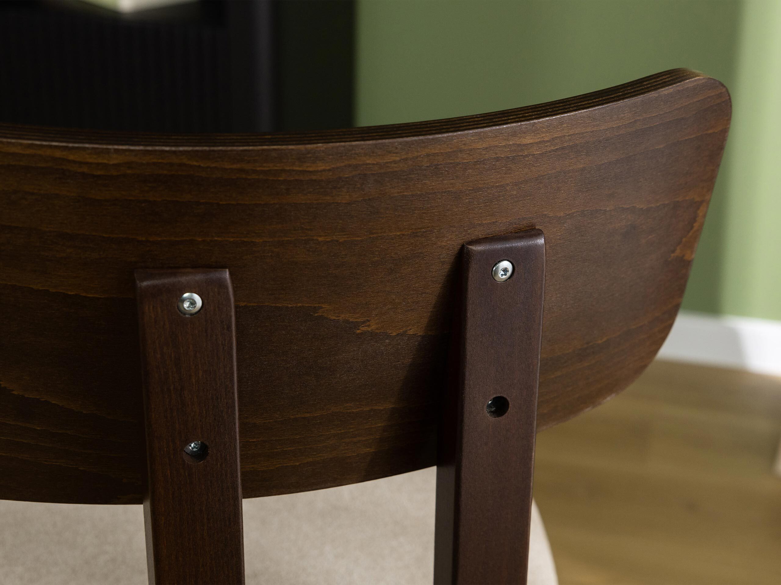 Stuhl Victorville 382 (Walnussholzoptik)