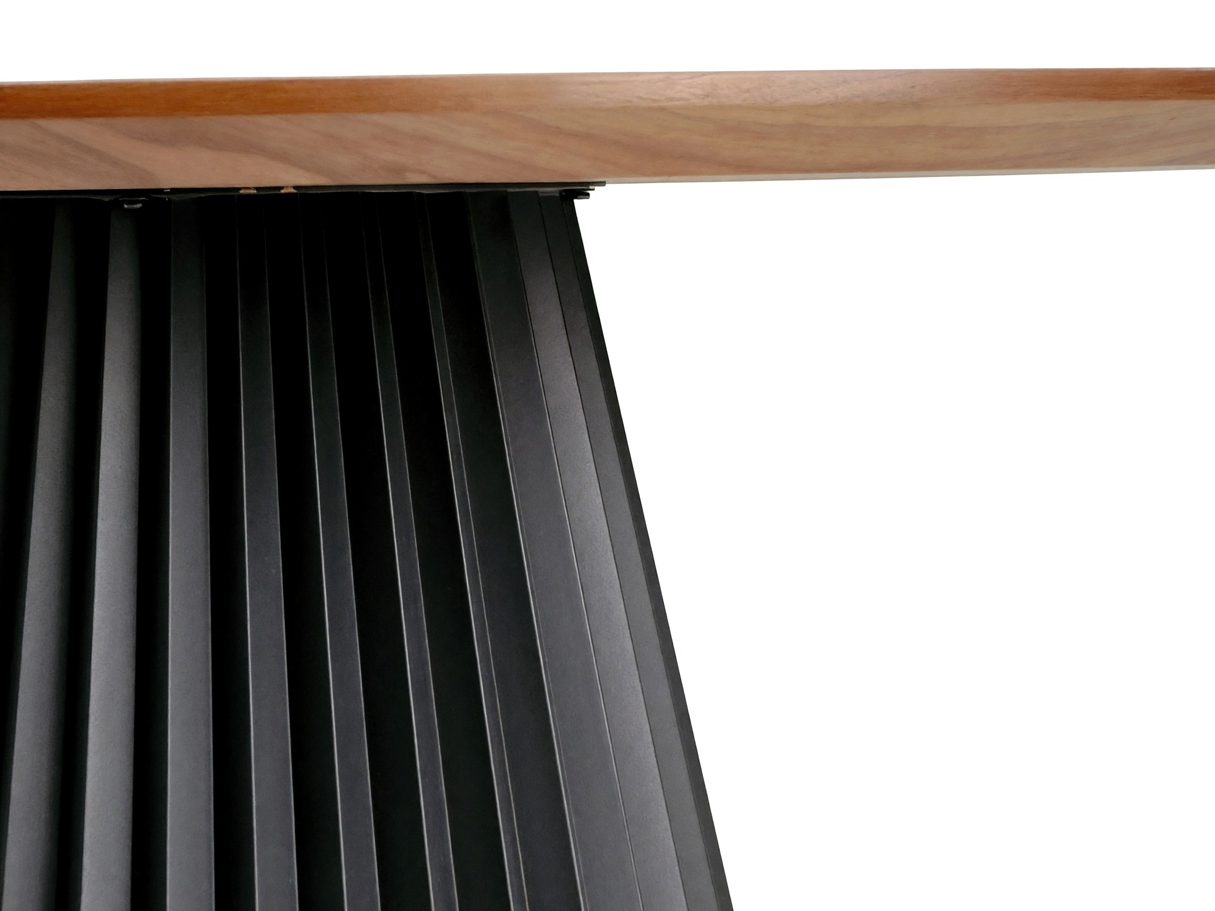 Tisch Houston 2139