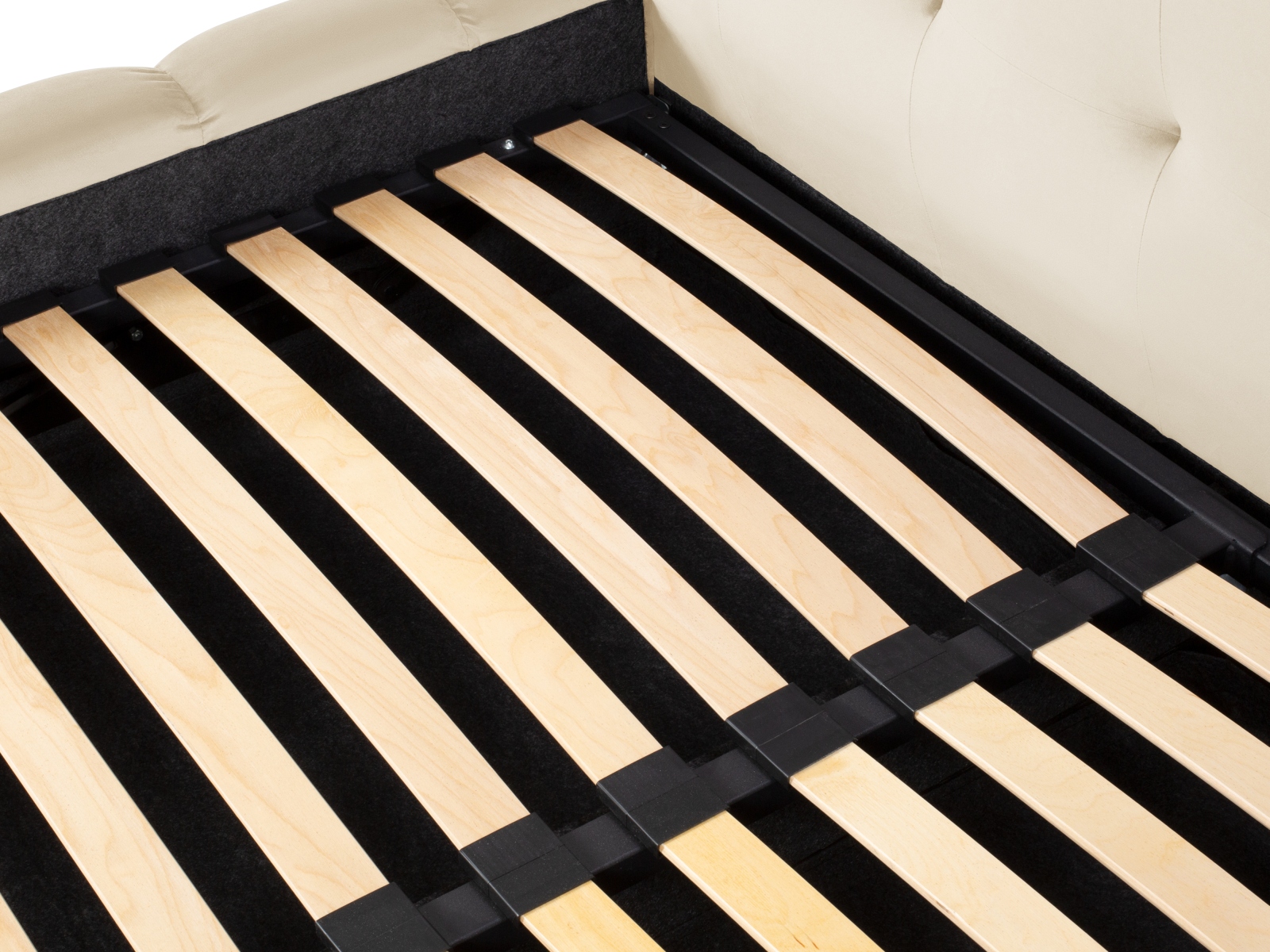 Bett Calelbe 123 (Bluvel 22)