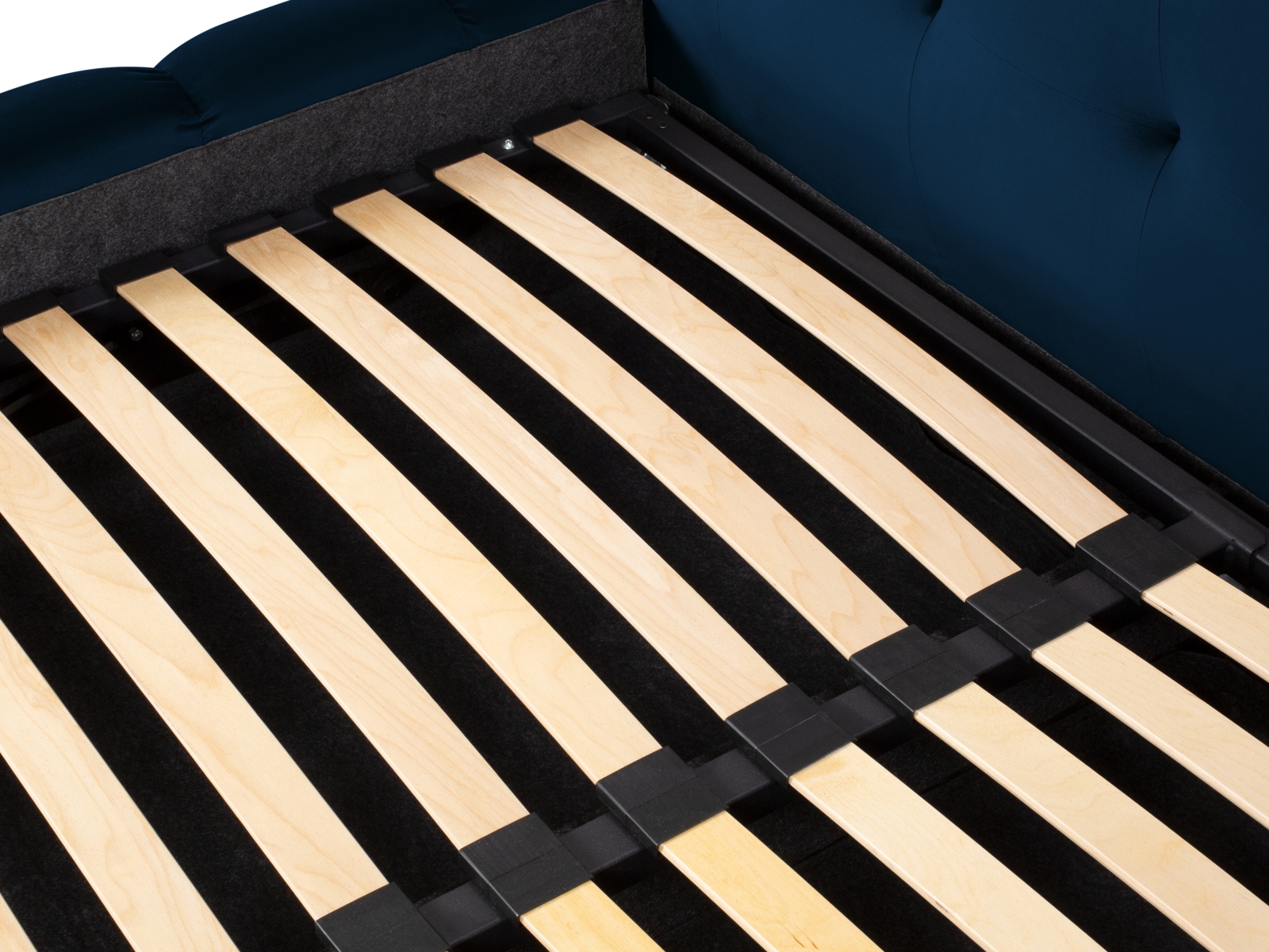 Bett Calelbe 123 (Bluvel 86)